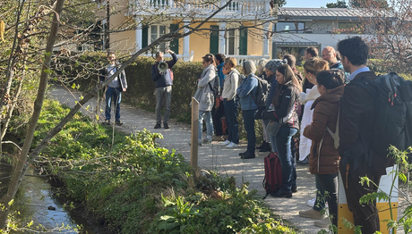 Exkursion während des Ateliers zu Stadtentwicklung und Biodiversität mit Fachpersonen aus Kantonen und Gemeinden (Foto: Tural Aliyev). Exkursion während des Ateliers zu Stadtentwicklung und Biodiversität mit Fachpersonen aus Kantonen und Gemeinden (Foto: Tural Aliyev).